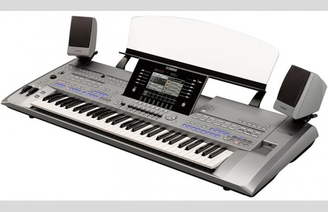Used Yamaha Tyros 5 61 Keyboard & Speakers - Image 1